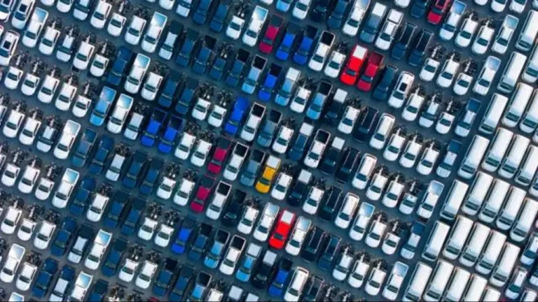 where to find used cars in oman