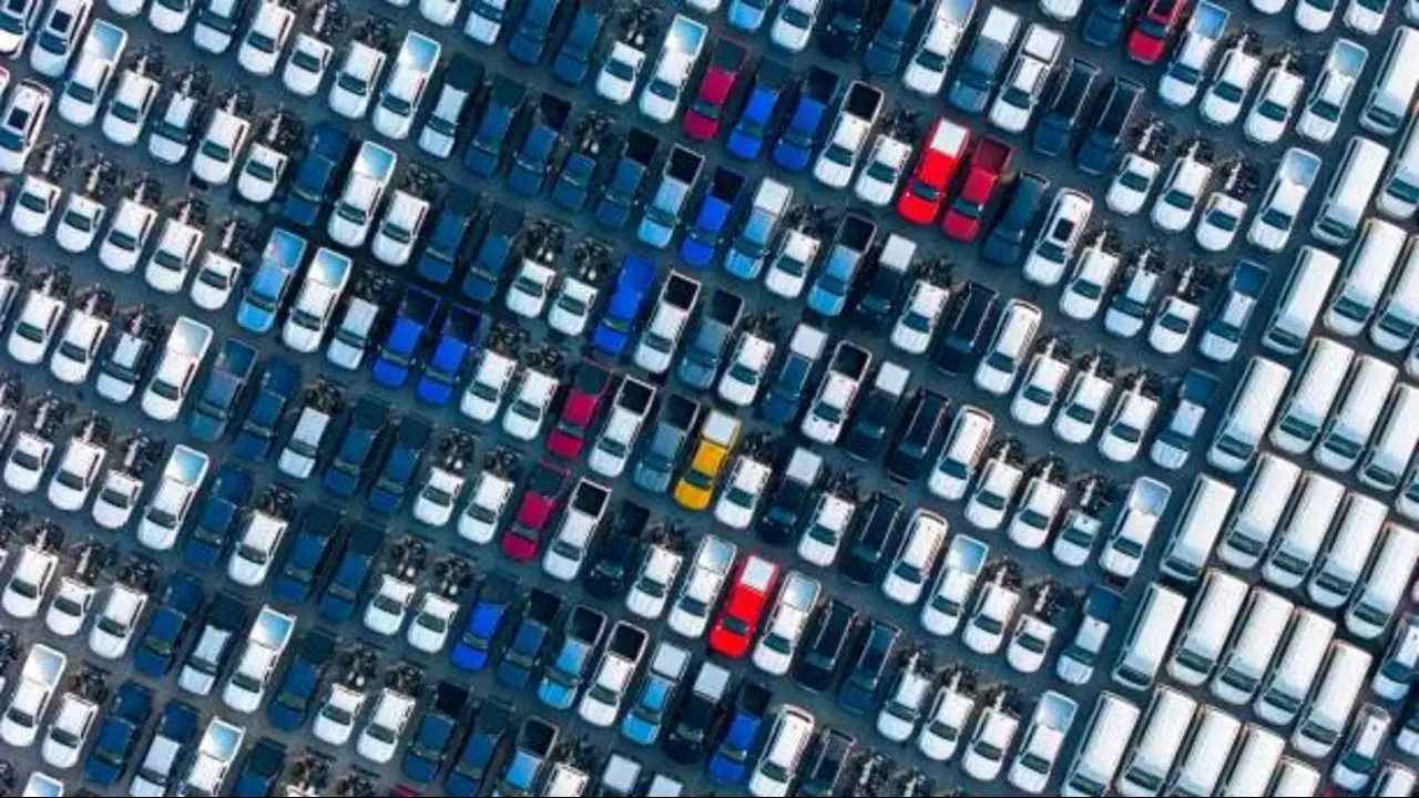 where to find used cars in oman